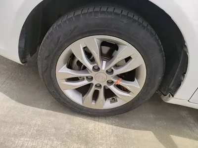 Geely Emgrand 2016, 136100 км, за 13300 CNY - фото 23
