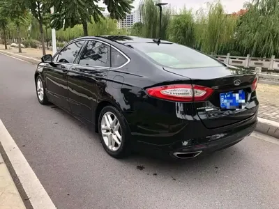 Ford Mondeo 2015, 80000 км, за 24000 CNY - фото 8