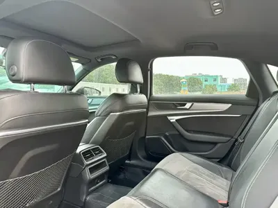 Audi A6L 2019, 100000 км, за 165000 CNY - фото 6
