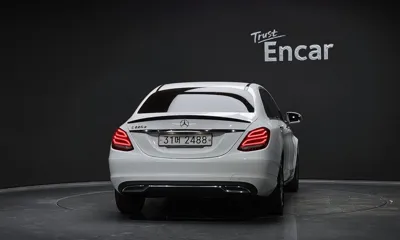 Mercedes-Benz C-Class 2017, 53897 км, за 18500000 KRW