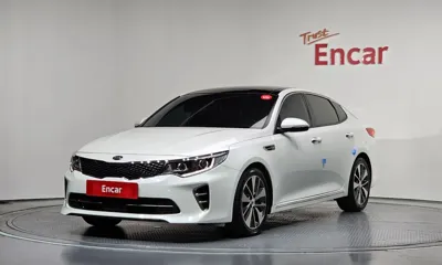 Kia K5 · 2016 год