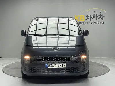 Hyundai Staria 2023, 37296 км, за 27800000 KRW