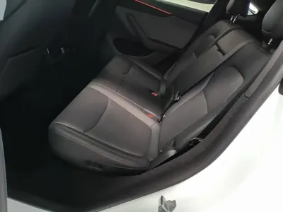 Tesla Model Y 2025, 28300 км, за 223800 CNY - фото 17