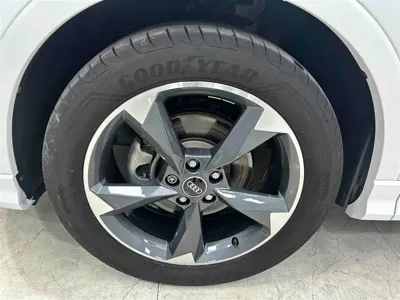 Audi Q3 2022, 21300 км, за 187000 CNY - фото 20