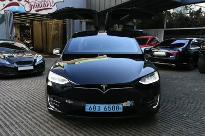 Tesla Model X 2019, 44984 км, за 84000000 KRW - фото 1