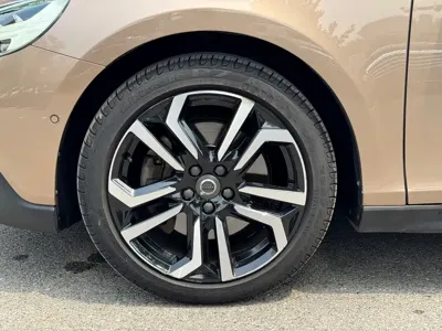 Volvo V40 2017, 83000 км, за 58000 CNY - фото 16