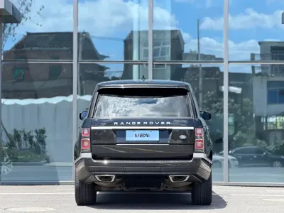 Land Rover Range Rover 2019, 83000 км, за 678000 CNY