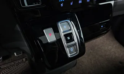 Hyundai Staria 2025, 29746 км, за 40990000 KRW - фото 9