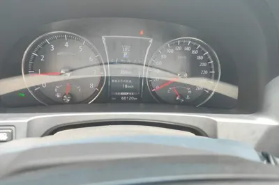 Toyota Crown 2018, 60100 км, за 122764.53 CNY - фото 12