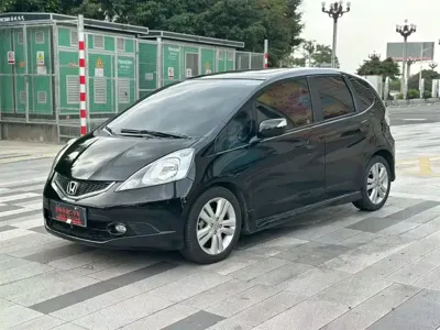Honda Fit · 2009 год