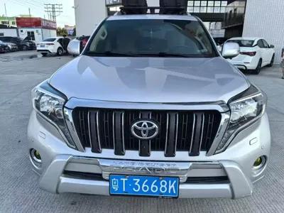 Toyota Prado 2015, 100000 км, за 135800 CNY