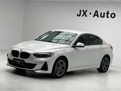 BMW 1 Series 2021, 77000 км, за 88800 CNY - фото 1