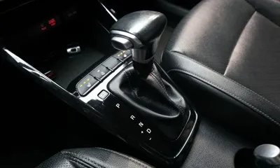 Kia Stonic 2018, 218337 км, за 6500000 KRW - фото 9
