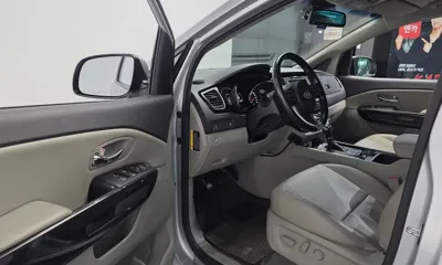 Kia Canival 2016, 61794 км, за 13100000 KRW - фото 10