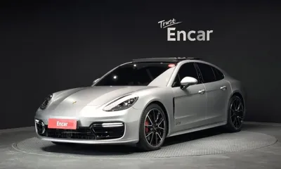 Porsche Panamera · 2019 год