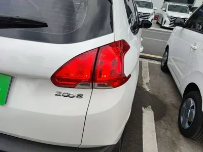 Peugeot 2008 2016, 68400 км, за 22900 CNY - фото 8