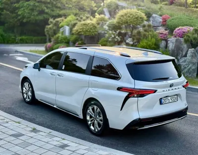 Toyota Sienna 2022, 17995 км, за 48900000 KRW - фото 6