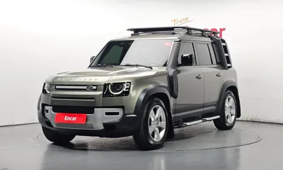 Land Rover Defender · 2022 год