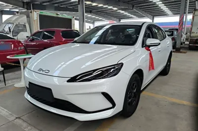 BYD Seal 05 DM-i · 2026 год