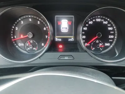 Volkswagen Tiguan L 2017, 47699 км, за 73172.4 CNY - фото 13