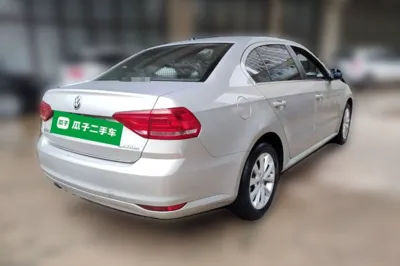 Volkswagen Lavida 2015, 97100 км, за 36144.8 CNY - фото 6