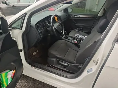 Volkswagen Golf 2017, 76200 км, за 51100 CNY - фото 14