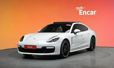 Porsche Panamera · 2018 год