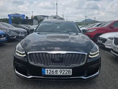 Kia K9 · 2021 год