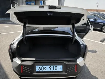 Kia EV4 2026, 1205 км, за 15750000 KRW
