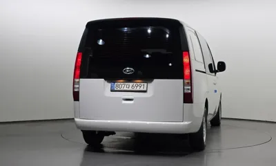 Hyundai Staria 2022, 37513 км, за 999990000 KRW