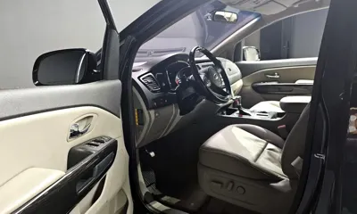 Kia Canival 2019, 68267 км, за 15000000 KRW - фото 10