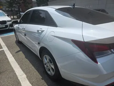Hyundai Avante 2021, 148000 км, за 12000000 KRW