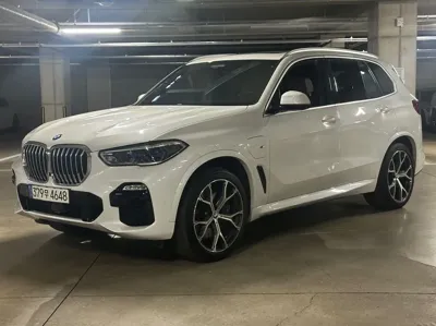 BMW X5 · 2021 год