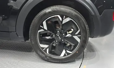 Kia Niro 2024, 9681 км, за 29300000 KRW - фото 21
