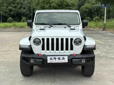 Jeep Wrangler 2019, 78000 км, за 215000 CNY