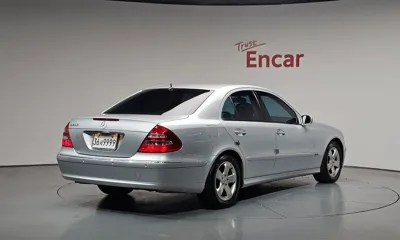 Mercedes-Benz E-Class 2005, 12306 км, за 15000000 KRW