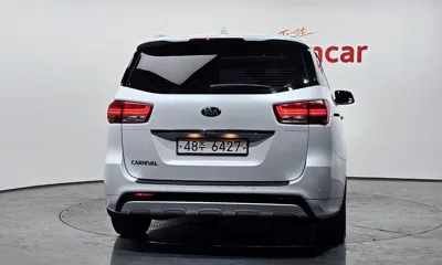 Kia Canival 2017, 113617 км, за 14900000 KRW