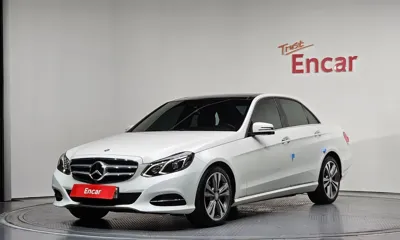 Mercedes-Benz E-Class 2015, 101663 км, за 11500000 KRW - фото 1
