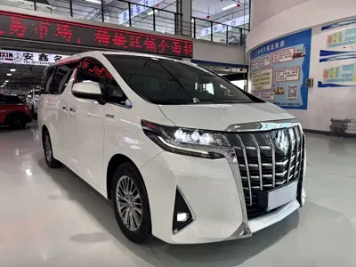 Toyota Alphard 2021, 40000 км, за 545000 CNY