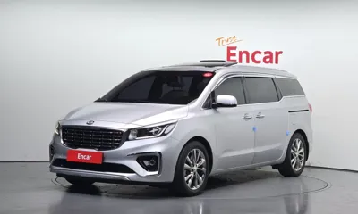 Kia Canival · 2019 год