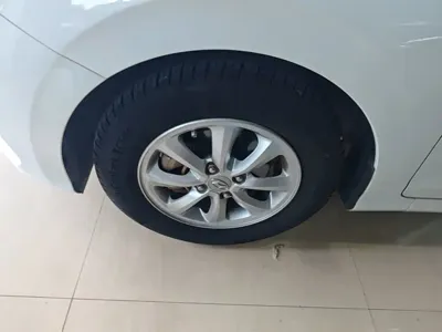 Hyundai Verna 2018, 71800 км, за 27599 CNY - фото 23