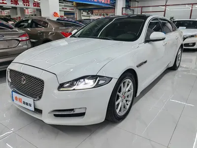 Jaguar XJ · 2017 год