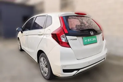 Honda Fit 2018, 62100 км, за 39047.54 CNY