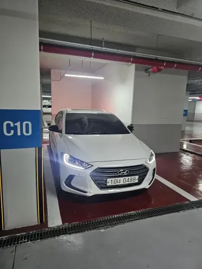 Hyundai Avante · 2016 год