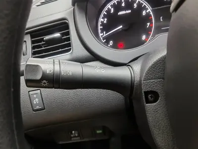 Nissan Tiida 2018, 128800 км, за 32800 CNY - фото 21