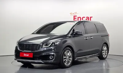 Kia Canival · 2017 год