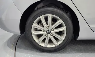 Hyundai Avante 2014, 78956 км, за 6900000 KRW - фото 5
