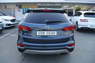 Hyundai Santafe 2016, 134025 км, за 11800000 KRW