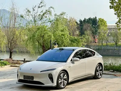 Nio ET5 · 2023 год