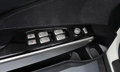 KG_Mobility_Ssangyong TIBOLI 2015, 3532 км, за 8700000 KRW - фото 11